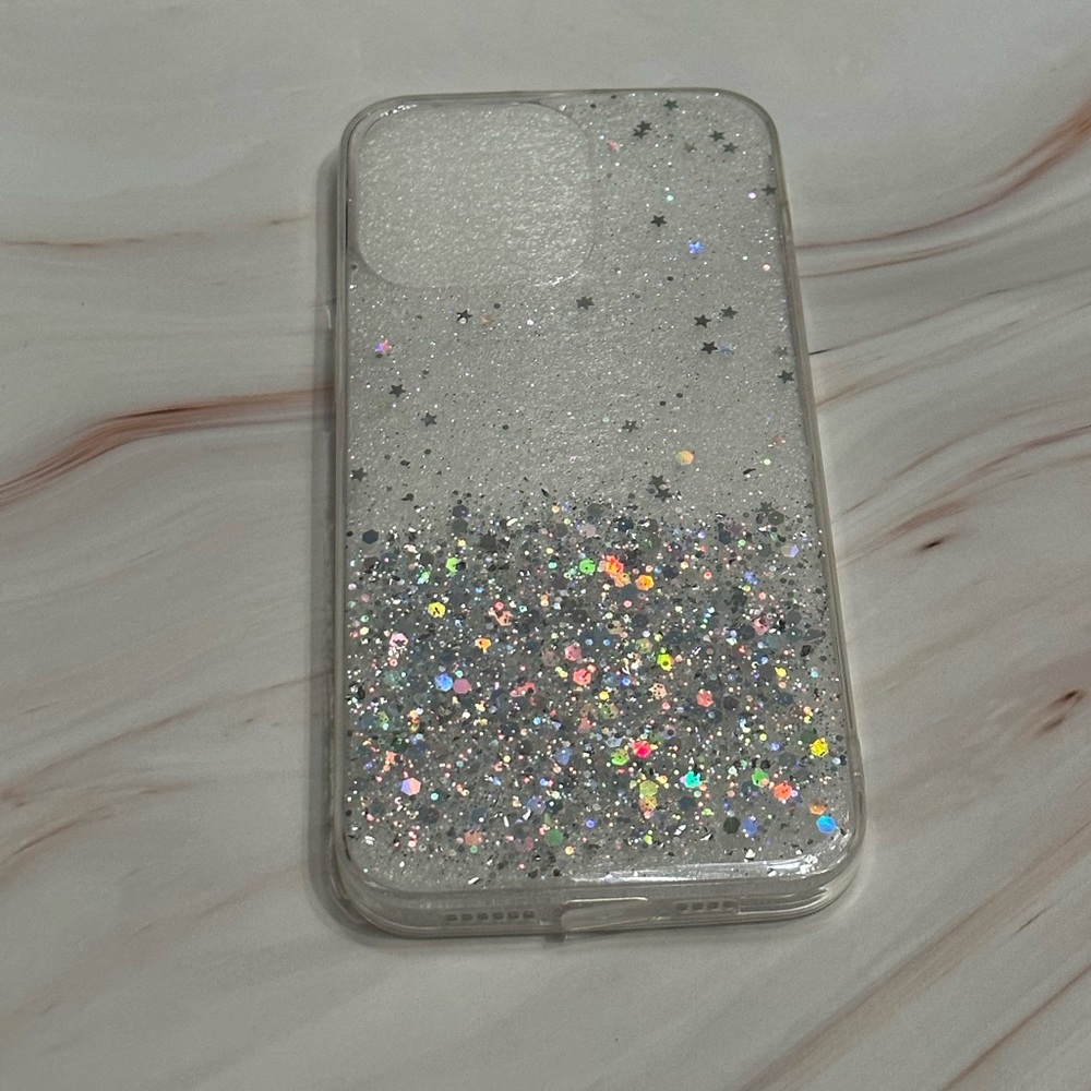Clear Glitter iPhone 15 Case